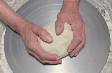 Porcelaine sur le tour My Little Poterie